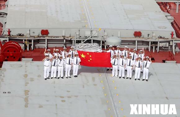 中國海軍兩批護(hù)航編隊順利交接(組圖)