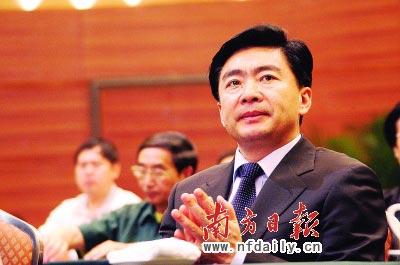深圳代市長(zhǎng)王榮上任后首次公開(kāi)亮相(組圖)