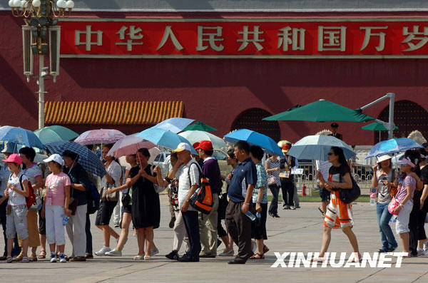 熱浪席卷全國17省市 多地區(qū)高溫超40℃(圖)