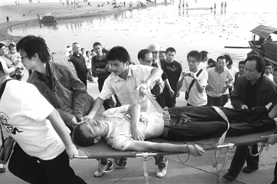 大學(xué)生結(jié)人梯救人3人溺亡續(xù)：集體申報見義勇為