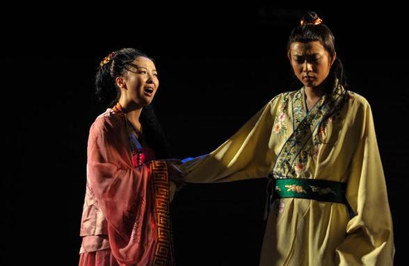 吉大學子導演話劇《我愛桃花》在長春公演