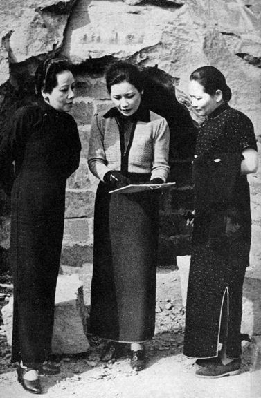 罕見(jiàn)！宋氏三姐妹少女時(shí)期合影