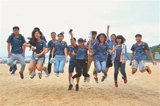 蘇港澳臺中學(xué)生夏令營在香港閉營