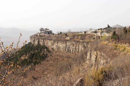 山東沂水鄉(xiāng)村旅游活動啟動 賞萬畝桃花訪千古紀王城