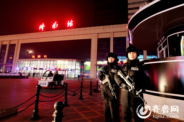 濟(jì)鐵公安確保“兩會”安全 危險(xiǎn)物品“零”通過