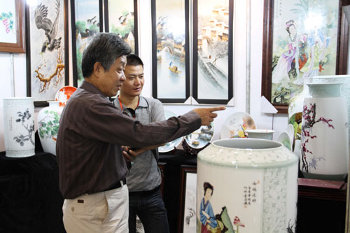 2012第四屆中國(山東)工藝美術(shù)精品暨家居用品博覽會開幕