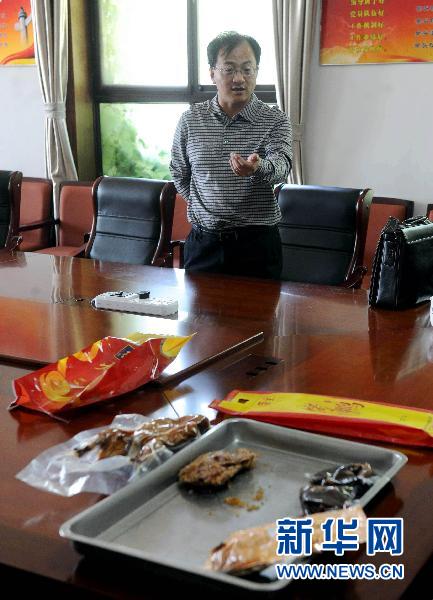 中國網(wǎng)事：記者調(diào)查發(fā)現(xiàn)袋裝北京烤鴨多為假冒偽劣
