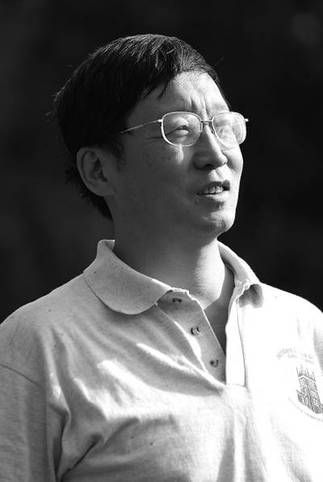 專家：二三流大學(xué)若倒閉或促進中國反思大學(xué)體制
