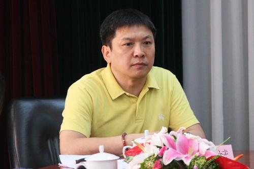 央視“六一”晚會總導(dǎo)演尹永斌談《幸福像花兒一樣》