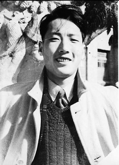 追憶著名表演藝術(shù)家于是之：將生命與人藝緊緊相連