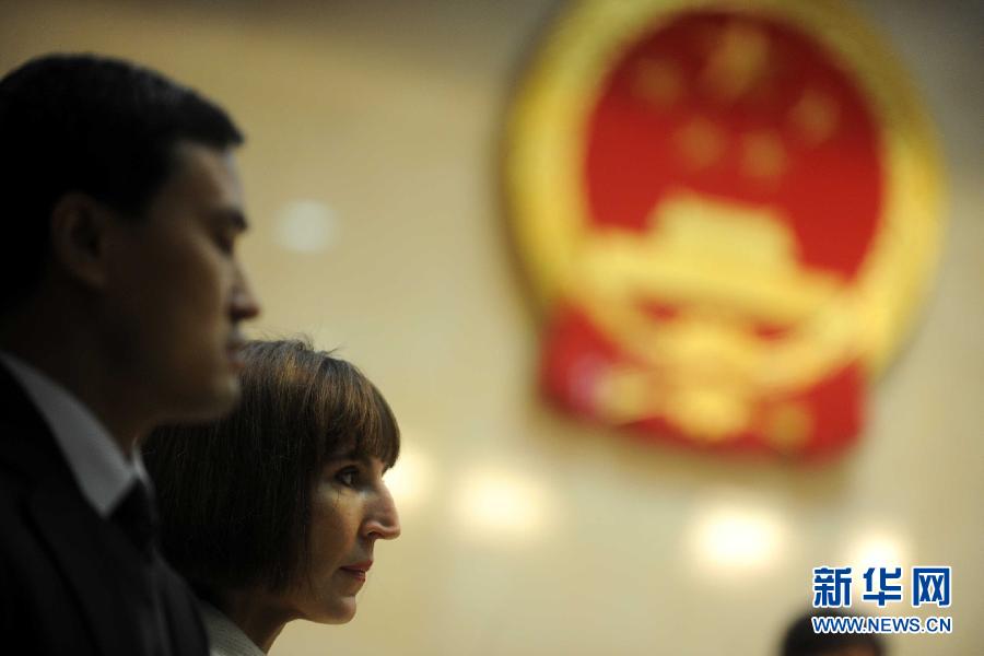 瘋狂英語創(chuàng)始人李陽離婚案宣判 支付千萬