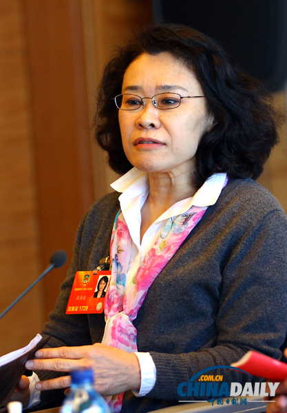 專訪十二屆政協(xié)委員、中國殘聯(lián)主席張海迪