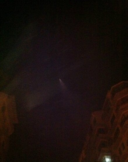 我國多地出現(xiàn)UFO 網(wǎng)友分析疑是反導(dǎo)試驗(yàn)（圖）