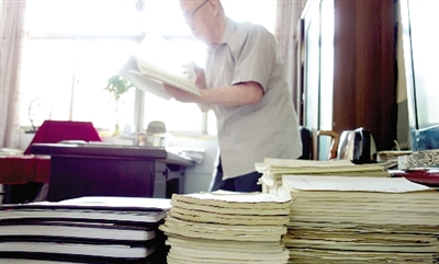 老人寫31年日記夢(mèng)想申請(qǐng)吉尼斯 超過1150萬字