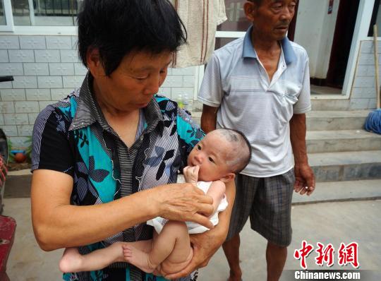 “饑餓娃娃”現(xiàn)狀：身體恢復(fù)良好 未來去向不定