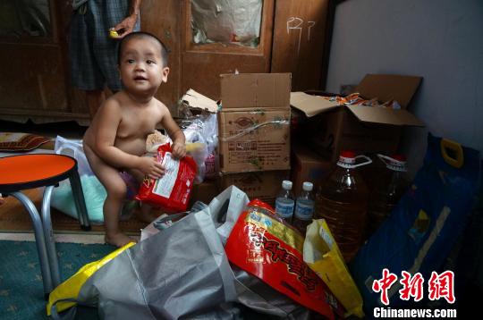 “饑餓娃娃”現(xiàn)狀：身體恢復(fù)良好 未來(lái)去向不定