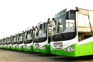 北京定制公交班車調(diào)查受熱捧 首日近萬(wàn)人預(yù)約