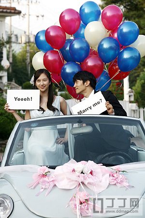《我們結(jié)婚了》婚紗照盤點 維尼鬼澤最養(yǎng)眼