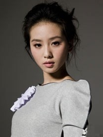 楊冪劉亦菲劉詩(shī)詩(shī)唐嫣新代女星身價(jià)排名（圖）
