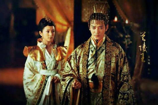 “蘭陵王”馮紹峰林依晨幕后賣(mài)萌耍帥 吻戲曝光