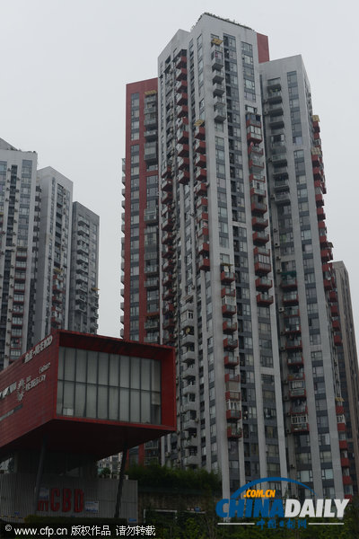 重慶現(xiàn)“集裝箱•火柴盒公寓”