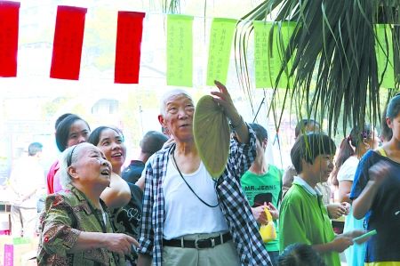 今年中秋夜月亮于19時(shí)13分最圓(組圖)