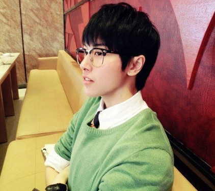 農(nóng)大最帥女漢子紅爆網(wǎng)絡(luò) 帥到讓美男無地自容