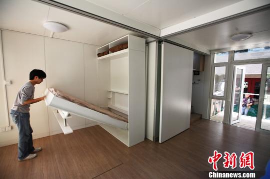 東南大學(xué)“未來(lái)屋”5個(gè)月拆裝4次 瞄準(zhǔn)國(guó)際市場(chǎng)