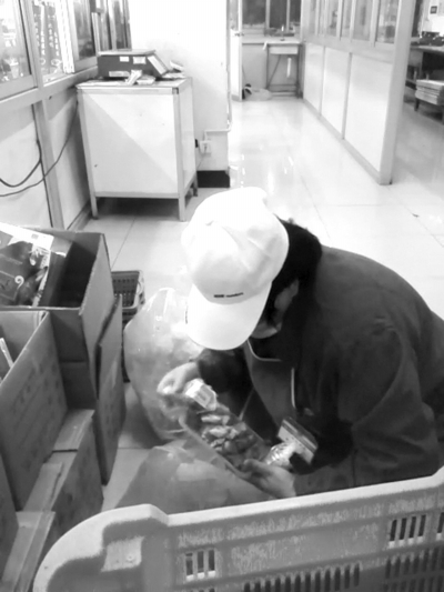熟食被更換日期后重新回架 涉及老字號(hào)“天福號(hào)”[圖]