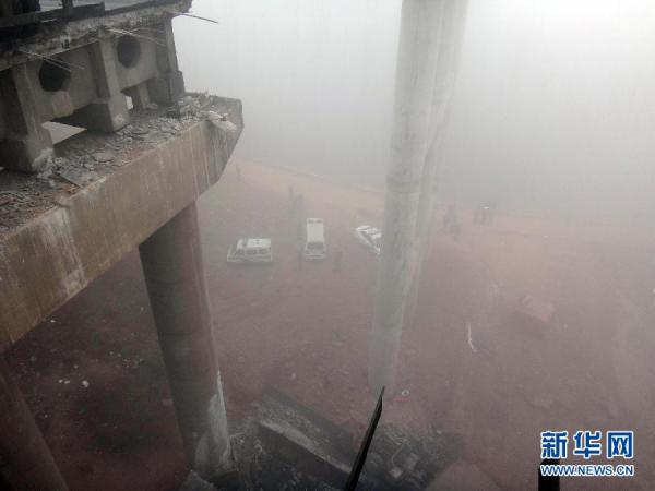 河南連霍大橋垮塌致10死 9個月未公布處理結(jié)果