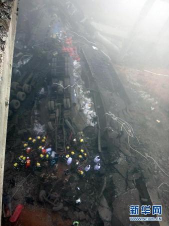 河南連霍大橋垮塌致10死 9個月未公布處理結(jié)果