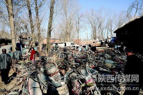 陜西延安200多肇事車輛因?yàn)殚L(zhǎng)期停放修理廠變廢鐵