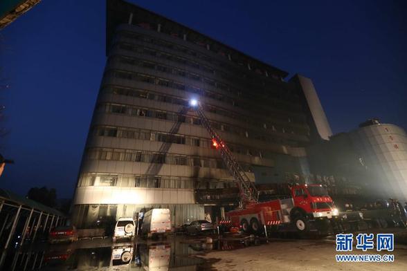 湖北黃石市二醫(yī)院住院部發(fā)生火災(zāi) 已有4人死亡