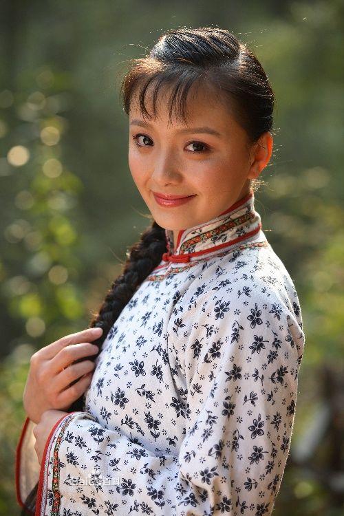 揭嫁得好的二三線女星 “可云”家別墅帶瀑布