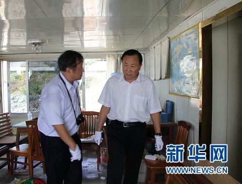 中國公安代表團查看湄公河襲擊事件案發(fā)現(xiàn)場