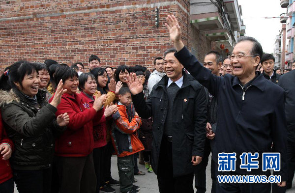 溫家寶：破解難題要靠改革開(kāi)放