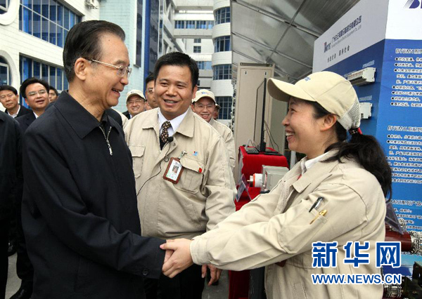 溫家寶：破解難題要靠改革開(kāi)放