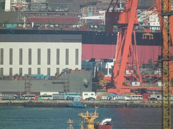 中國海軍遼寧號航母結(jié)束首航返回駐地