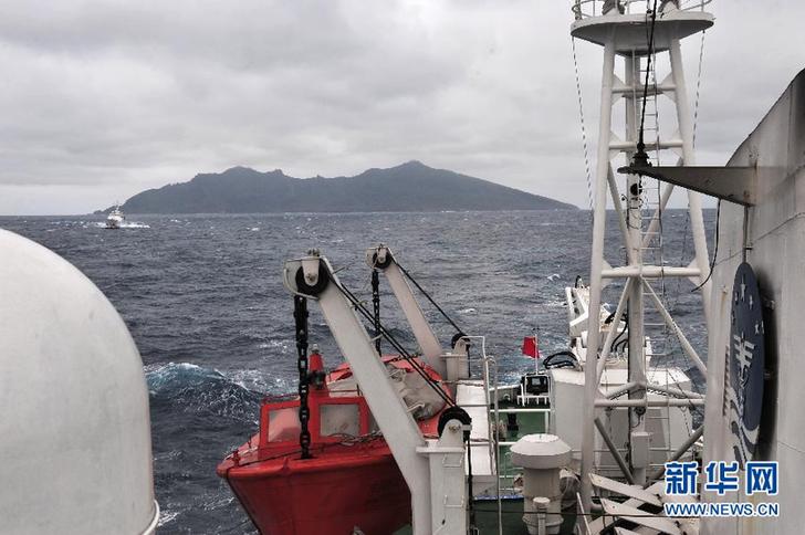 中國(guó)記者進(jìn)釣魚(yú)島3海里海域拍攝島嶼全貌（組圖）