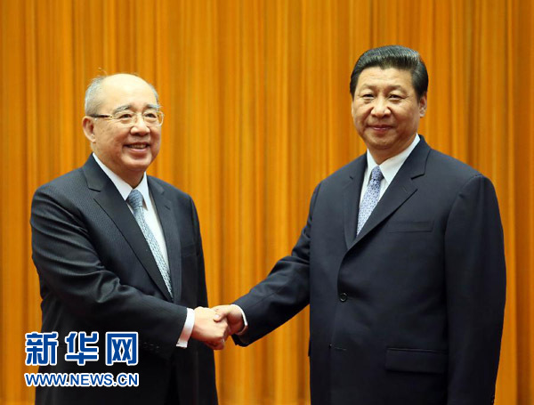 中共中央總書記習(xí)近平會(huì)見(jiàn)中國(guó)國(guó)民黨榮譽(yù)主席吳伯雄