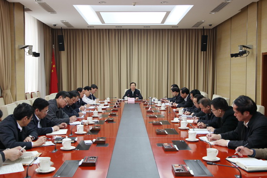 農(nóng)業(yè)部召開黨組專題學(xué)習(xí)會(huì)傳達(dá)學(xué)習(xí)黨的十八屆三中全會(huì)精神
