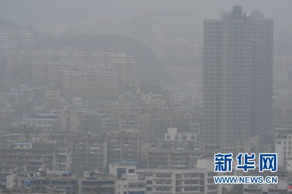 環(huán)保部與31個?。▍^(qū)、市）簽署《大氣污染防治目標(biāo)責(zé)任書》