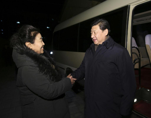 習(xí)近平看望牛玉儒家屬：牛玉儒是新時(shí)期廣大黨員干部的楷模