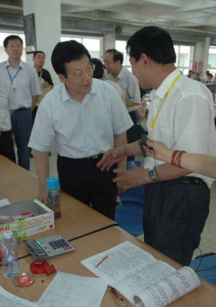 山西高考閱卷全部由教師進(jìn)行 每份試卷要過(guò)六道關(guān)