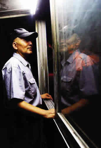 誰是勞碌命？十大失眠職業(yè)排行榜(組圖)