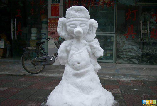 下雪啦！看看堆雪人的N種方法