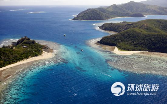 驚險刺激！盤點(diǎn)世界最美沖浪地
