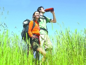 踏青出游需防六個(gè)風(fēng)險(xiǎn)點(diǎn)：餐飲衛(wèi)生、住宿簡陋