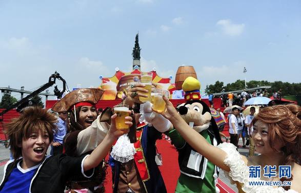 高清大圖：哈爾濱國際啤酒節(jié)開幕