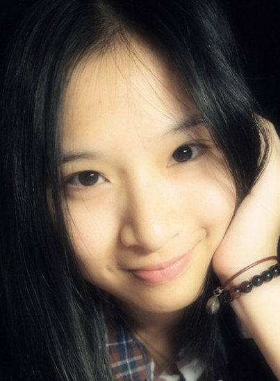 養(yǎng)眼！全國(guó)?；ㄐ２菖判邪?/></a></p>

<p>　　她們是校園里最亮眼的風(fēng)景，她們是校園里最惹人羨的對(duì)象，那些生的美麗清純的?；?，是不是也曾在你的身邊出現(xiàn)過？黃佳懌華僑大學(xué)</p>
</p>
</div>
</div>

<div   class=